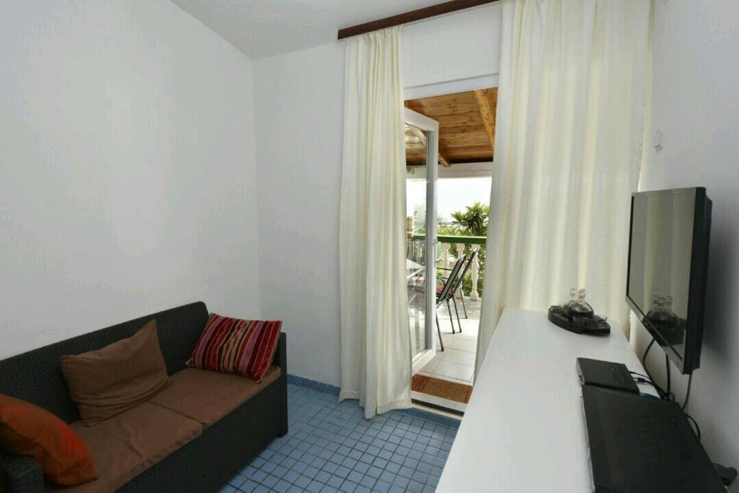 Sukošan Apartman Zora מראה חיצוני תמונה